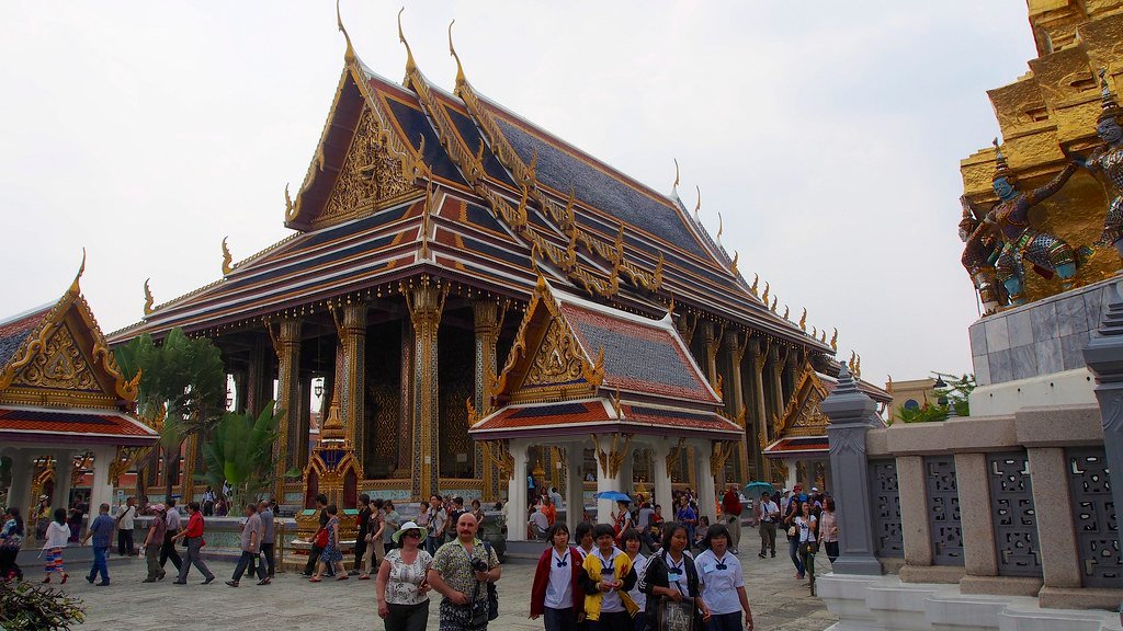 Grand Palace Bangkok temple complex day tour