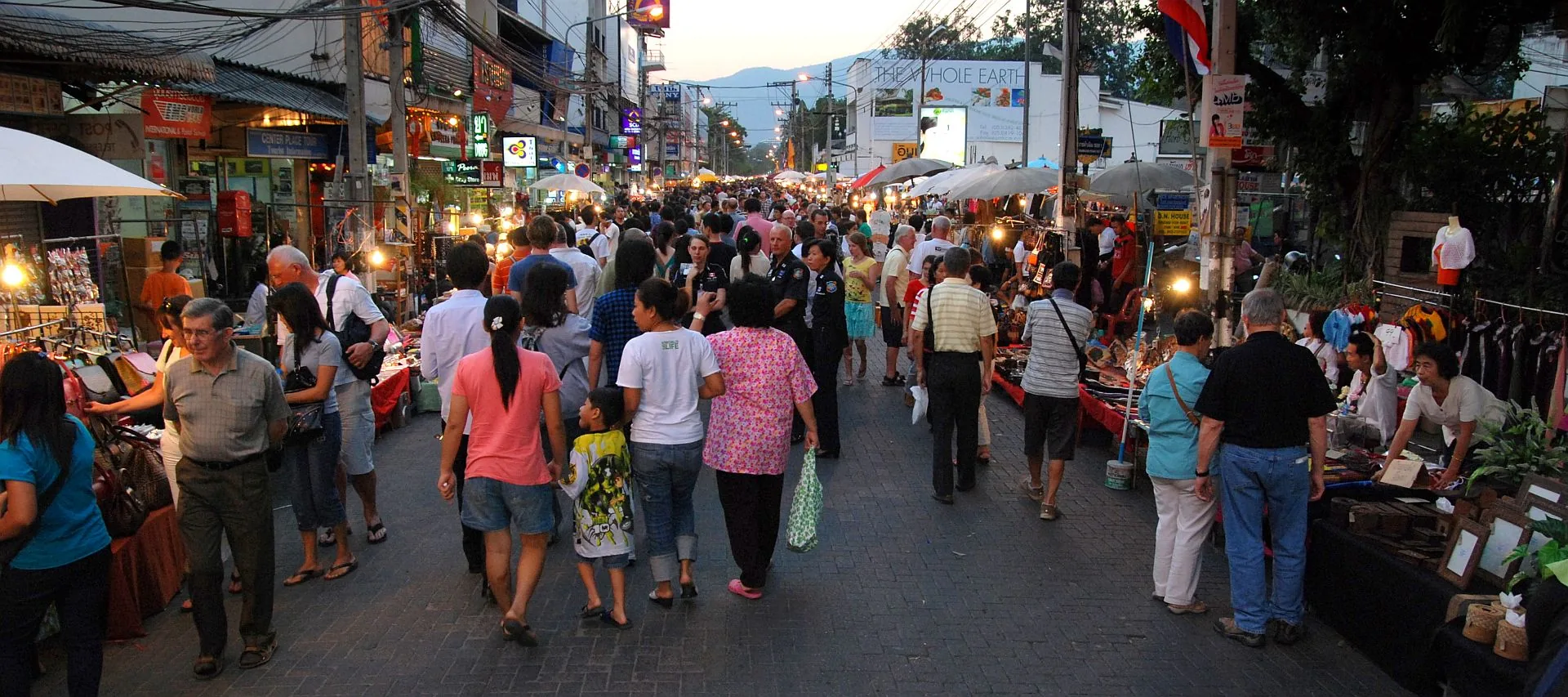 Sunday Walking Street market on Ratchadamnoen Road, Chiang Mai