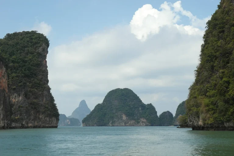 Best Beaches in Krabi (2026): Railay, Phra Nang, Ao Nang, Tubkaek