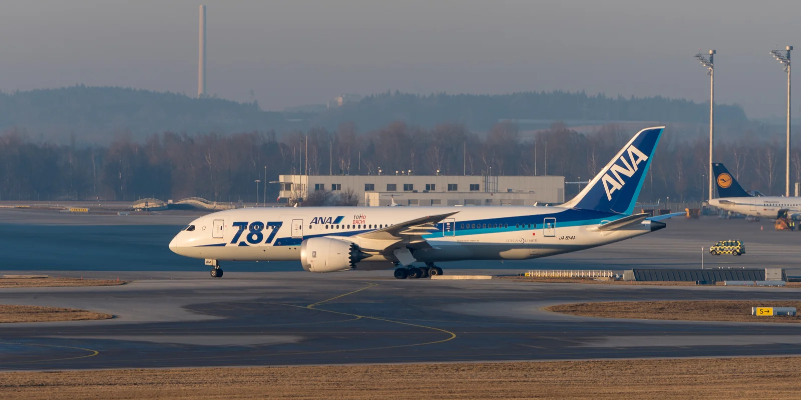 ANA Boeing 787-8 Dreamliner the workhorse aircraft on the Tokyo to Bangkok long-haul route