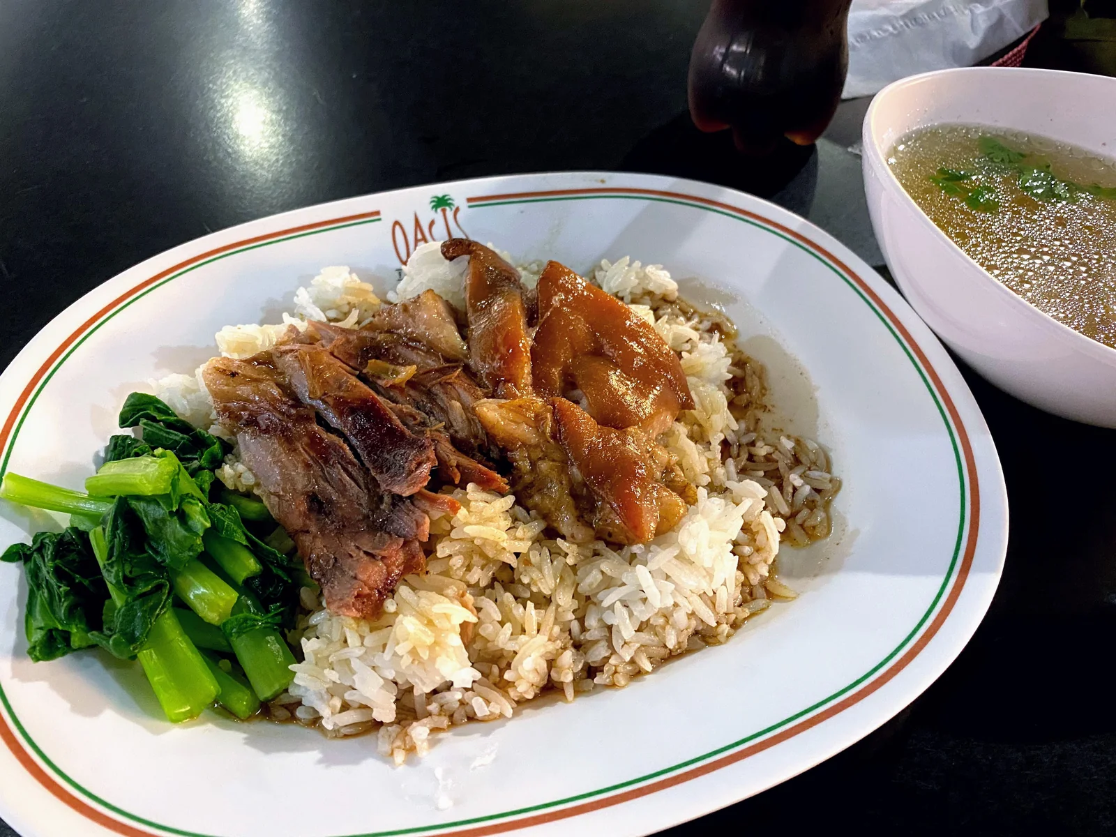 Khao kha moo, Thai slow-braised pork leg served over rice