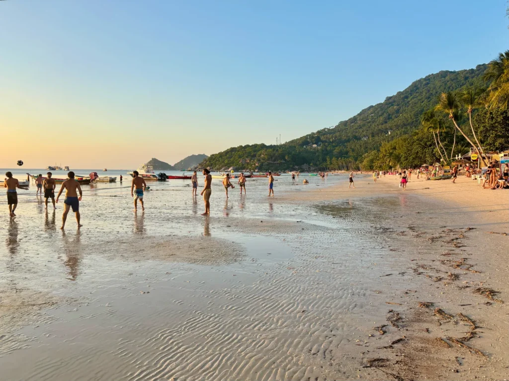 Mae Haad Beach on Koh Tao with dive boats moored offshore