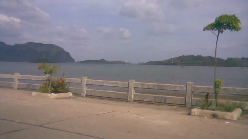 Koh Lanta to Koh Phi Phi Ferry 2026: Morning Window Crossing Guide