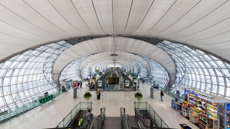 Flights in Thailand 2026: Airlines, Airports, Booking Strategy