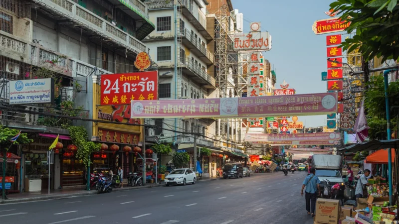 Yaowarat Chinatown Bangkok Guide (2026): Named Stalls, What to Skip