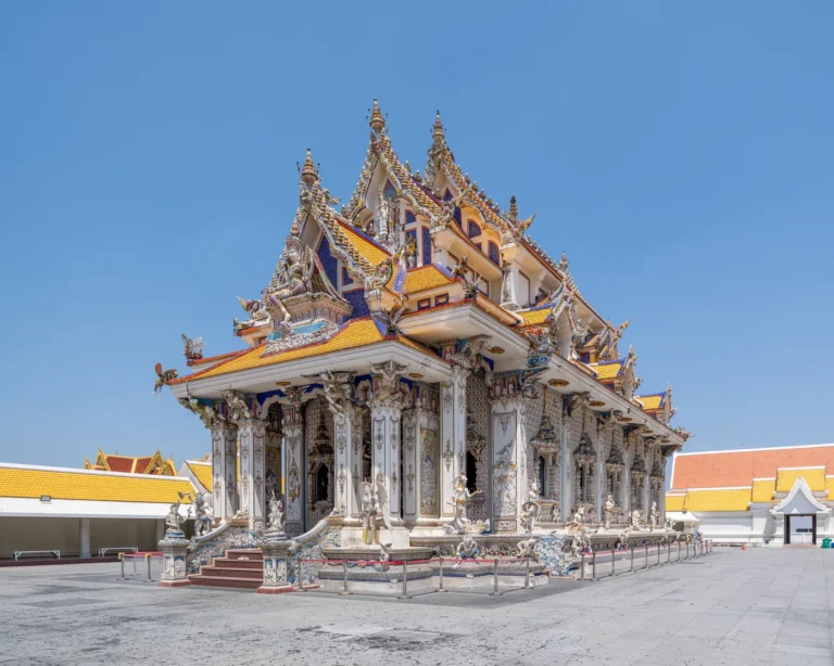 Bangkok to Chiang Mai by Bus (2026): VIP Overnight