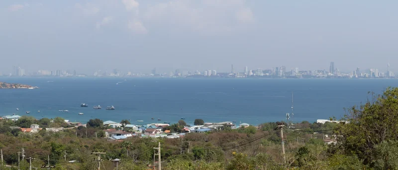 Bangkok to Pattaya Bus 2026: Ekkamai Beats Mo Chit