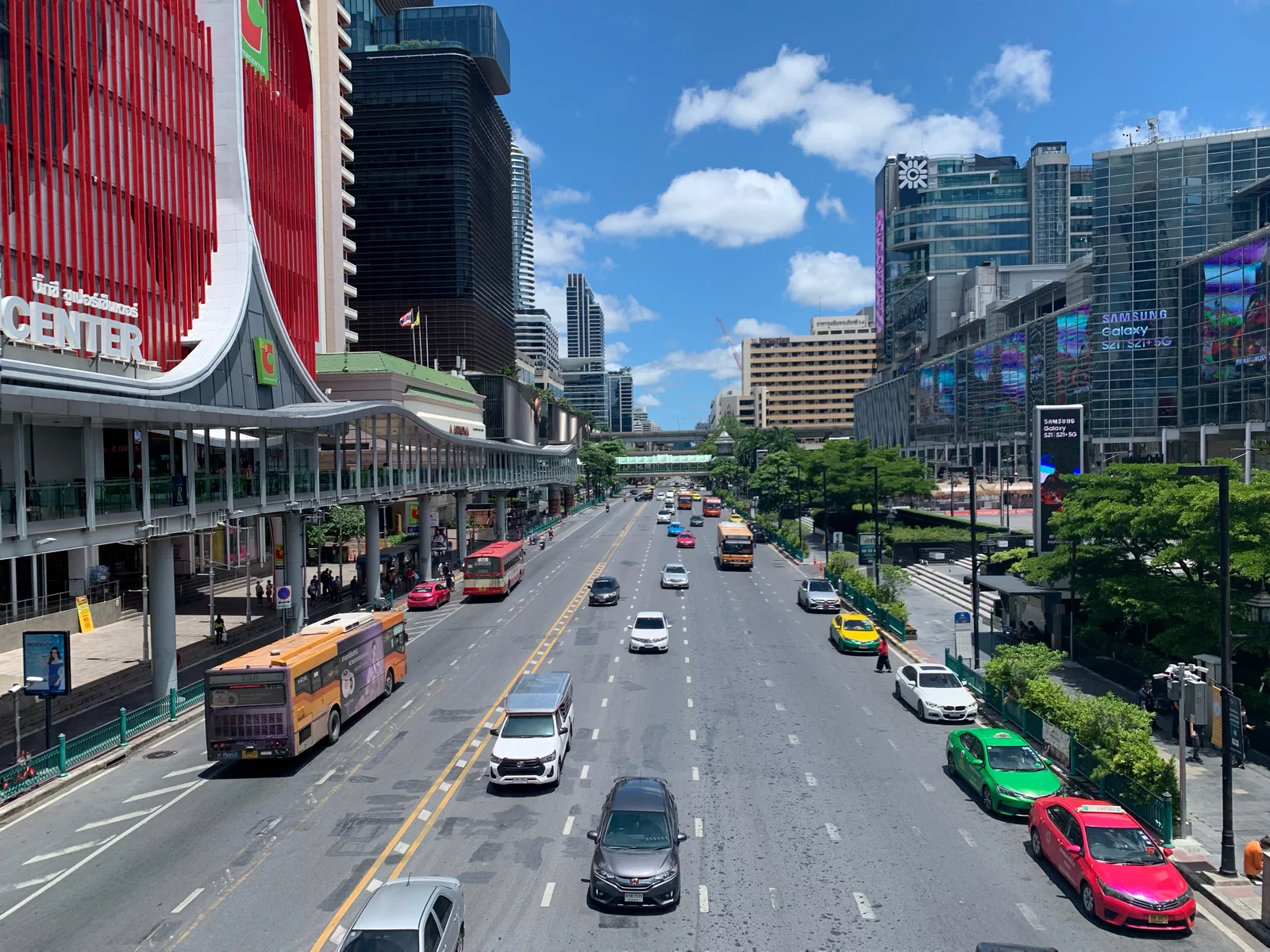 Ratchadamri Road through the Ratchaprasong shopping district, the Waldorf Astoria Bangkok corridor