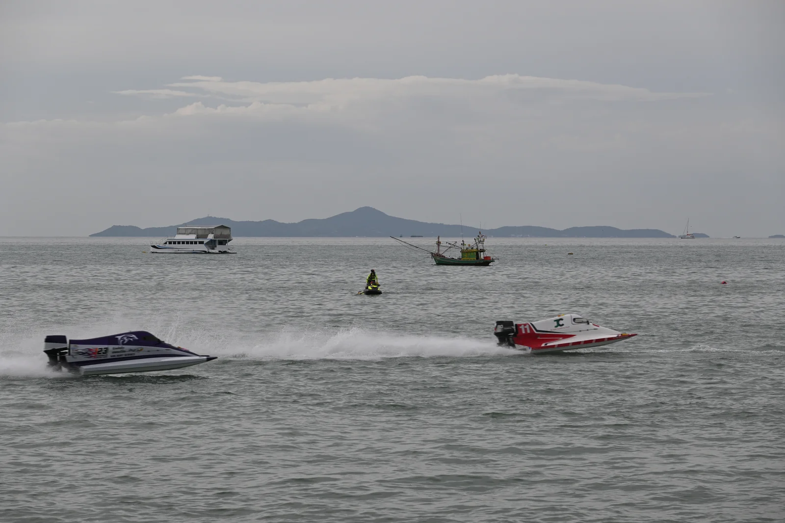 Passenger ferry crossing between Thai islands, the backbone of island hopping in Thailand